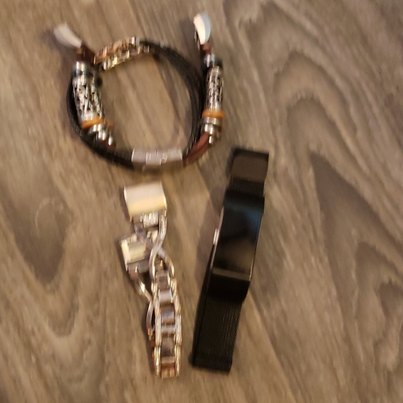 Fitbit HR - Picture 2 of 2